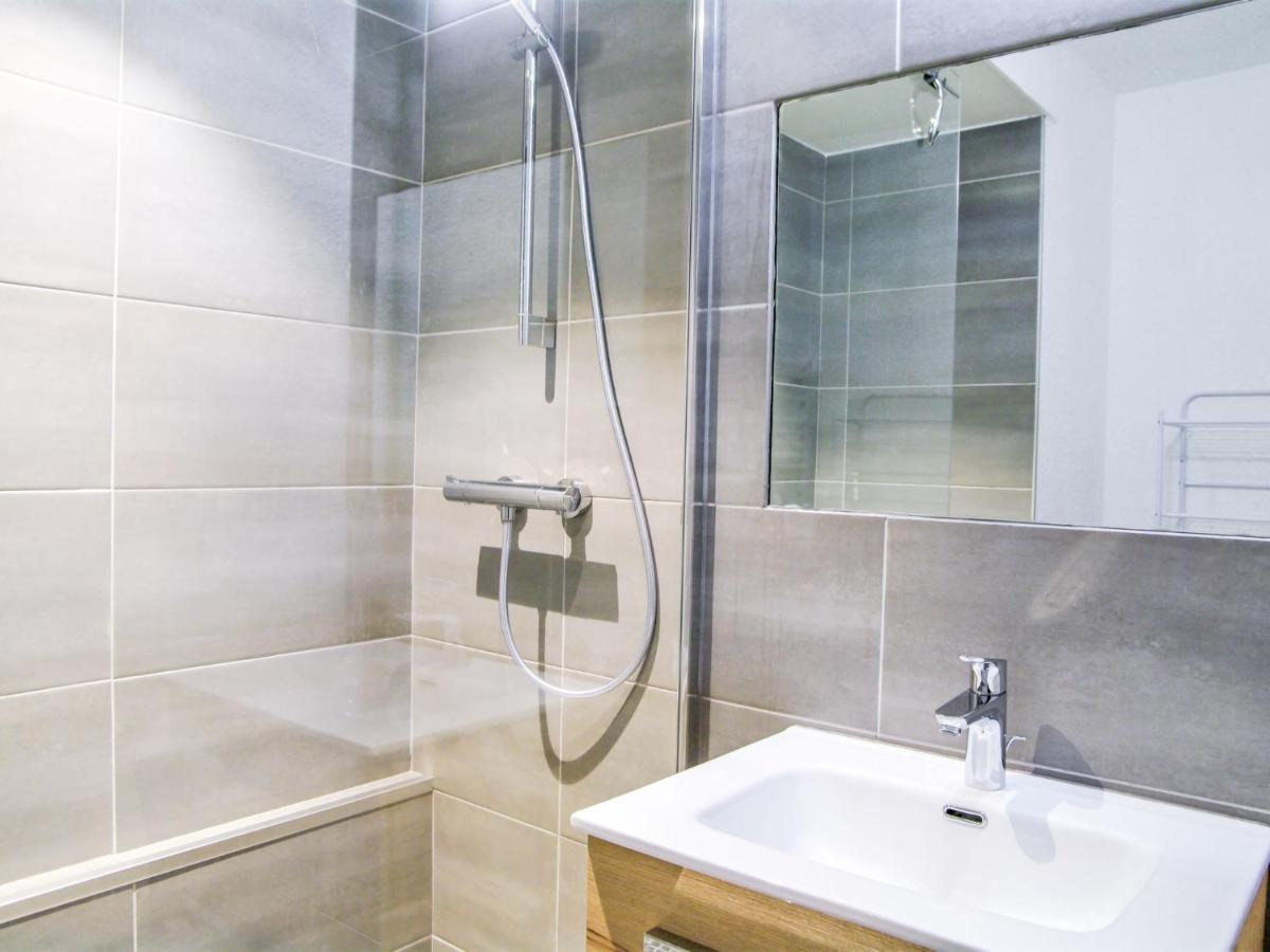 Gentiane-5 Apartamento *